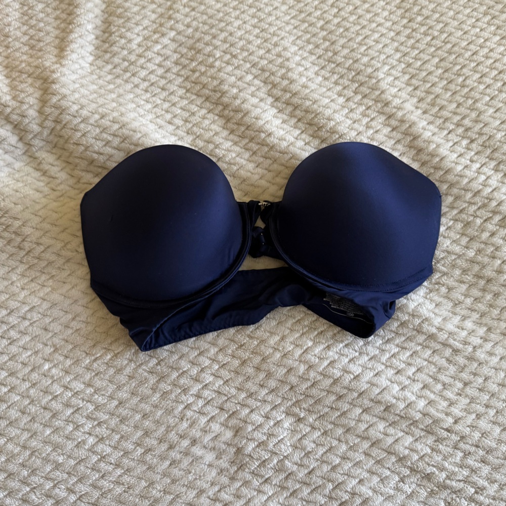 Victoria’s Secret bra